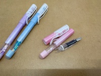 Stylo plume effaçable à paillettes liquides dynamiques pour filles