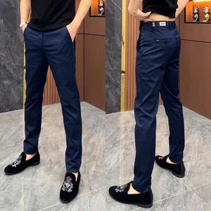 Nouveau <span class=keywords><strong>pantalon</strong></span> <span class=keywords><strong>chino</strong></span> <span class=keywords><strong>slim</strong></span> décontracté pour <span class=keywords><strong>homme</strong></span> 2026, taille mi-haute, couleur unie vibrante, en coton respirant, idéal pour le bureau, le quotidien et les événements sociaux - Product Image 2