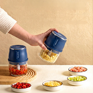 Mini Tritatutto Elettrico 30W ad Alta Capacità per Aglio e Alimenti, per Uso Domestico - Product Image 4