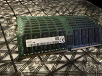 Offre Spéciale HMCG88MEBRA DDR5 32 Go ECC 288 broches RDIMM 4800 MHz PC5-38400 2Rx8 1.1V CL40 Registered Haute Performance Serveur 1-3 ans