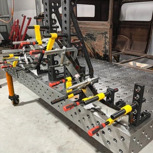 Table de soudage en acier/fer fonte D28, version robuste pour la construction de machines lourdes - Product Image 1
