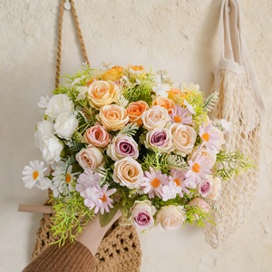 ช่อดอกไม้ประดิษฐ์กุหลาบและเดซี่ CallaFloral สำหรับตกแต่งงานแต่งงาน สไตล์อินส์ งานฝีมือจัดดอกไม้ - Product Image 1
