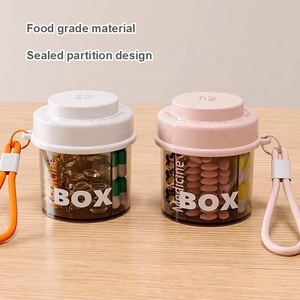 Boîte à pilules portable en PP à 4 compartiments, idéale pour les voyages, étuis de rangement en plastique pour une gestion efficace dans les armoires - Product Image 5
