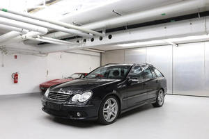 MEILLEURE VENTE RÉDUCTION Mercedes-AMG Benz C55 AMG C55 T AMG HATCHBACK d'occasion disponible à la livraison - Product Image 3