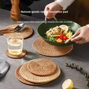 Juego de Manteles Individuales de Ratán Resistentes a Altas Temperaturas, Guantes de Horno y Posavasos para Ollas y Platos, Resistentes al Calor, para el Hogar - Product Image 2