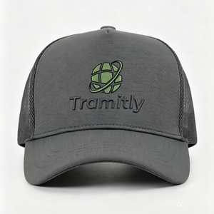 Gorra Trucker Gris Personalizada con Bordado 3D, Unisex, Transpirable, de Malla, Ajustable, para Deportes al Aire Libre - Product Image 1