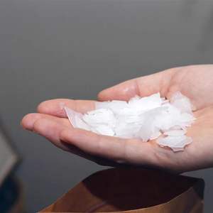 Flocons <span class=keywords><strong>de</strong></span> <span class=keywords><strong>sel</strong></span> <span class=keywords><strong>de</strong></span> bain au <span class=keywords><strong>chlorure</strong></span> <span class=keywords><strong>de</strong></span> <span class=keywords><strong>magnésium</strong></span> exfoliant et relaxant pour le corps, marque privée, <span class=keywords><strong>sel</strong></span> <span class=keywords><strong>d</strong></span>'<span class=keywords><strong>Epsom</strong></span> <span class=keywords><strong>de</strong></span> la mer Morte, écologique, 1,65 lb - Product Image 1