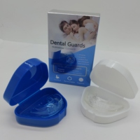 Protège-dents orthodontiques en silicone utilisés pour l'alignement des dents