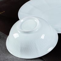 Service de table en porcelaine blanche pour hôtel/restaurant, restauration, buffet, bol à riz, tasse à café, soucoupe, assiette, style chinois Jingdezhen