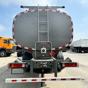 Autocisterne Howo 8x4 Usate di Alta Qualità, 351/450 CV, Grande Capacità, Vendita Rapida - Product Image 4