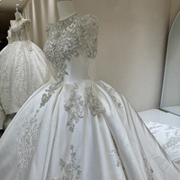 DW0075 robes de demoiselle d'honneur modernes en satin avec broderie Offre Spéciale robe de bal à manches longues en dentelle de conception lourde train chapelle pour les mariages