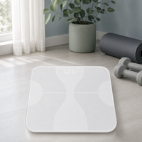 Pèse-personne numérique intelligent 180 kg en verre avec écran LCD, moniteur de teneur en eau et synchronisation via l'application 4.0