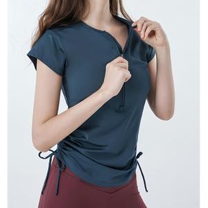 T-shirt de yoga pour femme à demi-zip avec cordon de serrage latéral et fronces, respirant, à manches courtes, séchage rapide, pour l'entraînement, la course et le sport - Product Image 2