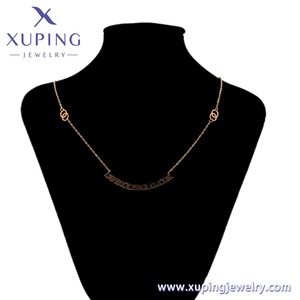 A00537790 XUPING Collana con Ciondolo in Acciaio Inossidabile Placcato Oro Rosa 14K con Testo "L'AVEUGLE PAR <span class=keywords><strong>AMOUR</strong></span>" Gioielli alla Moda - Product Image 2