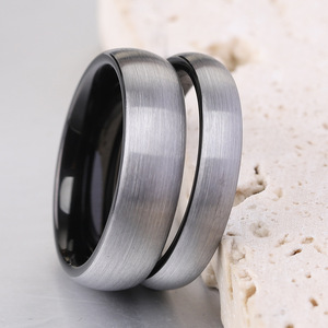 Anillo de Carburo de Tungsteno de 4, 6 y 8 mm con Acabado Esmerilado, Anillo de Boda Unisex - Product Image 3