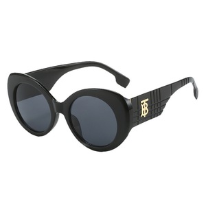 Lunettes de soleil de marque célèbre pour femmes Pare-soleil surdimensionnés à la mode Lunettes de soleil avec logo personnalisé - Product Image 3
