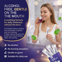 Bain de bouche violet pour le nettoyage des dents et les soins bucco-dentaires