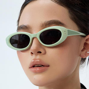 Gafas de Sol Polarizadas con Marco Pequeño Estilo Europeo Americano 2026 Personalizadas para Mujer, Estilo Urbano Coreano GM, Protección UV400 - Product Image 1