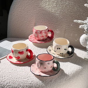 Tazas de Cerámica con Diseño de Flores y Corazones, Lindas y Hechas a Mano, para Agua, Leche, Jugo, Café, con Platillo, para el Té de la Tarde - Product Image 3