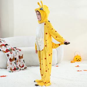 Michley Superhero Animal Hybrid Costumes-Sudadera con capucha bonita de manga larga y combo de capa para fanáticos de Comic Con (tiempo de entrega rápido) - Product Image 4