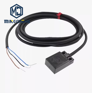 Photomicrosensore de type fente LU674-5NA compatible avec LU670-5NA LU671-5NA LU672-5NA LU676-5NA, interrupteur optique en forme de U pour l'industrie - Product Image 1