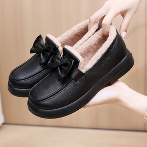 2025 automne et hiver femmes velours chaud décontracté plat paresseux chaussures avec plate-forme laine supérieure - Product Image 4