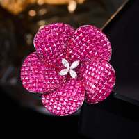 Broche Camélia Entièrement Ornée de Strass, Accessoire Élégant Vintage pour Blazer et Manteau Femme