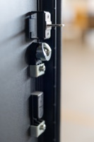 Data Center All-in-One Smart per Server Rack con Controllo Accessi e Ripristino Rapido per Edge Computing in Sedi Bancarie