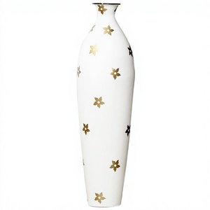 Florero de piso Hermoso diseño de flores Maceta de dormitorio de gran tamaño Gran oferta Florero decorativo interior para el hogar y la Oficina - Product Image 1