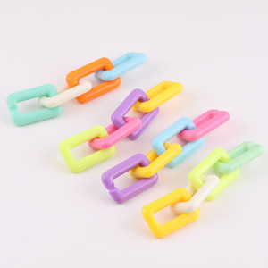 ตัวล็อคโซ่แบบฉีดขึ้นรูปสีพื้นสี่ส่วน ทำจากพลาสติกเรซิ่น สำหรับงาน DIY เครื่องประดับรูปตัว U สไตล์มาการอง - Product Image 5
