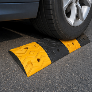 Heavy Duty <b>Rubber</b> Speed Bump Durable Road Hump Traffic Safety for Parking Lot School - Product Image 1