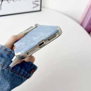 Étui de téléphone en denim rétro de qualité supérieure pour 16/17Promax IP15 Pro, plaqué avec de grands trous et de la qualité garantie - Product Image 5