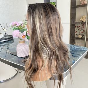 Peluca Sintética con Frente de Encaje Transparente 13x4 para una Línea de Cabello Escandinava Invisible, Rizos Largos Utah con Puntas Rectas, Resistente al Calor - Product Image 4