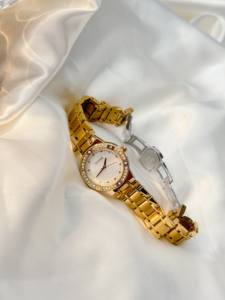 <span class=keywords><strong>Orologio</strong></span> da Polso Scottie 9714 da Donna in <span class=keywords><strong>Oro</strong></span> <span class=keywords><strong>con</strong></span> <span class=keywords><strong>Cinturino</strong></span> in Acciaio Inossidabile 20mm, Movimento al Quarzo, Impermeabile, Caratteristiche Sportive per la Nuova Era - Product Image 2