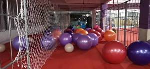 Pilates Mini Yoga nhỏ Bóng massage của phòng tập thể dục thiết bị tập thể dục xách tay PVC Yoga 9 inch tập thể dục cân bằng bóng yoga bóng 25 cm - Product Image 6