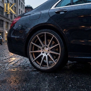 Jantes en alliage d'aluminium LK Multi Spoke Concave Noir Mat 5x108mm pour <span class=keywords><strong>Velar</strong></span> P250/P340/<span class=keywords><strong>P400</strong></span> Aftermarket 25mm - Product Image 1