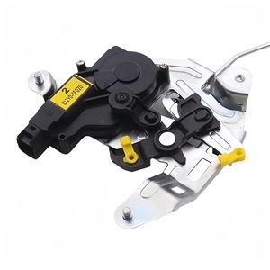 Verrou de coffre Kia Sportage 81290-1F020 en plastique noir – Pièce de rechange pour serrure de hayon - Product Image 1