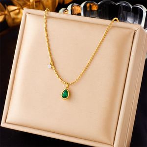 European American Style Teardrop Green Gem Pendant Necklace Bezel Setting Everyday Wear - Product Image 1