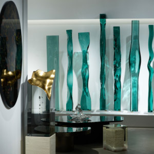 Newkng nhà máy xa hoa điêu khắc hình thác nước nhìn xuyên qua màu xanh lá cây dọc bức tượng Acrylic (không nhựa) cho trang trí nội thất - Product Image 6