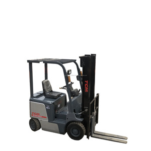Carretilla Elevadora Diésel FD30 de Gran Potencia, 2 Etapas, Original Usada TCM para Komatsu 1.5t 2t, Carretillas Elevadoras Komatsu de Segunda Mano - Product Image 1