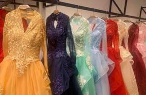 Vestido de quinceañera para niña Vestido de noche de pompa de lentejuelas de manga larga con cuello en V Princes vestido de baile hinchado - Product Image 5