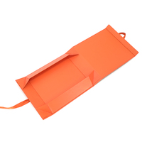 Boîte rigide pliable de luxe personnalisée de couleur orange avec fermeture magnétique, boîte cadeau pliable avec ruban pour vêtements et cadeaux