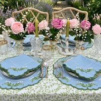 Napperons en lin festonnés avec broderie Muguet, bleu clair, motif floral moderne, pour mariage printanier, lavables à l'eau, décoration de table.
