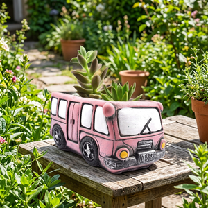 Pot de fleurs en résine en forme de voiture rétro, pot à succulentes, décoration de bureau et de jardin vintage - Product Image 1