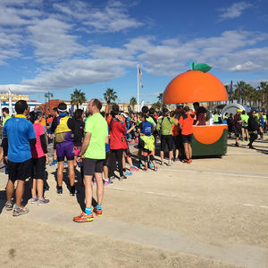 Gran bola en forma de jugo de naranja portátil y Snack Bar Quiosco de comida callejera al aire libre para ventas de frutas y jugos - Product Image 4