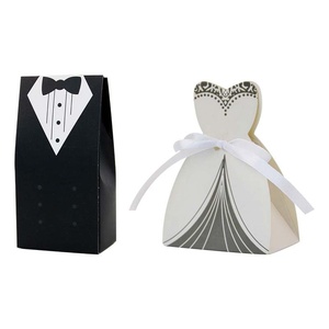 Boîte à bonbons et boîte à souvenirs de mariage de style européen et occidental pour le marié et la mariée - Product Image 1