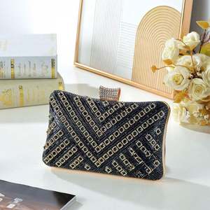 Hochzeits-Braut-Abendtaschen mit Strasssteinen, Damen-Clutch mit Perlen und Kristallen - Product Image 5