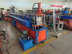 Di alta qualità in alluminio puntone <span class=keywords><strong>c</strong></span> canale Furring <span class=keywords><strong>Roll</strong></span> formatrice macchina per fare profili <span class=keywords><strong>C</strong></span> profilo macchina di fabbricazione della macchina - Product Image 3