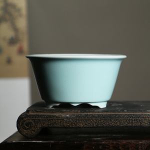 Runder Schneeflocken glasierter Keramik-Bonsai-Topf mit lila Sand - Product Image 5