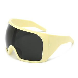 نظارات شمسية سوداء كبيرة الحجم نظارات شمسية للسيدات للرجال من ماركة فاخرة Y2K نظارات شمسية رياضية كلاسيكية قطعة من الظل الخارجي - Product Image 3